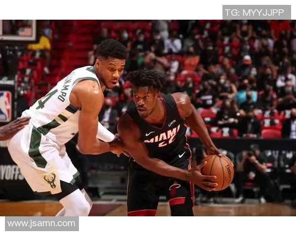 2020年NBA季后赛雄鹿与热火激战回顾与分析